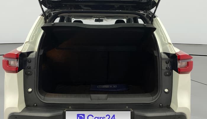 2023 Nissan MAGNITE XV PREMIUM TURBO CVT DUAL TONE, Petrol, Automatic, 6,857 km, Boot Open Zoomed View