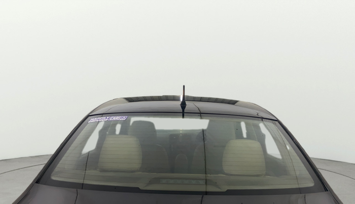 2013 Volkswagen Vento COMFORTLINE DIESEL 1.6, Diesel, Manual, 1,23,502 km, Rear Windshield