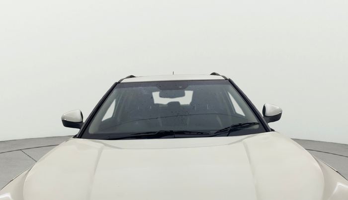 2022 Mahindra XUV300 W8 (O) 1.5 DIESEL, Diesel, Manual, 78,278 km, Front Windshield