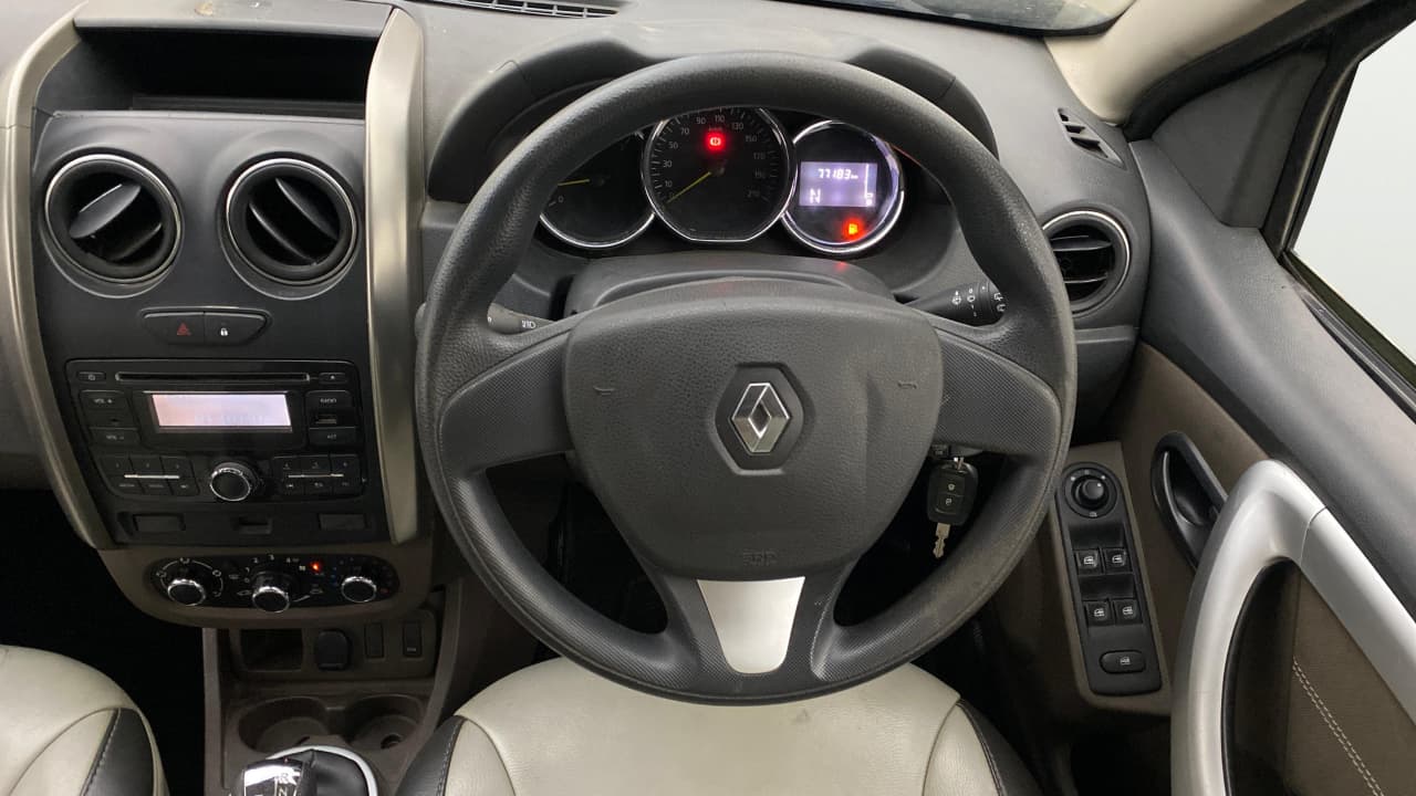 2016 Renault Duster 110 PS RXL 4X2 AMT, Diesel, Automatic, 77,185 km, Steering Wheel Close Up