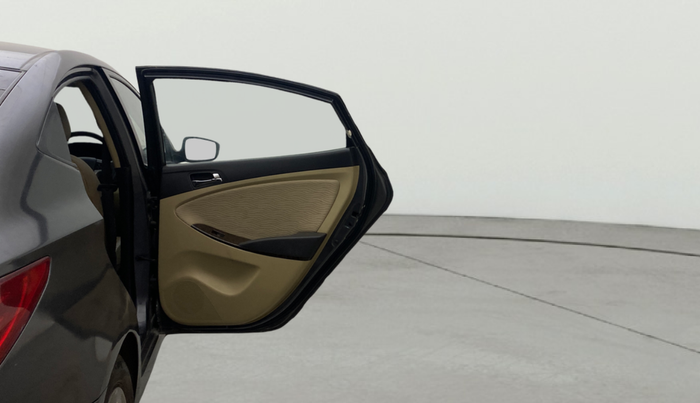 2013 Hyundai Verna FLUIDIC 1.6 VTVT SX, Petrol, Manual, 51,992 km, RHS Rear Door