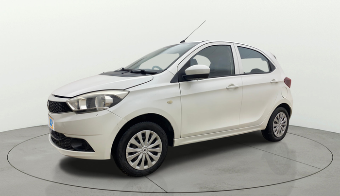 2018 Tata Tiago XT PETROL, CNG, Manual, 77,971 km, Left Front Diagonal
