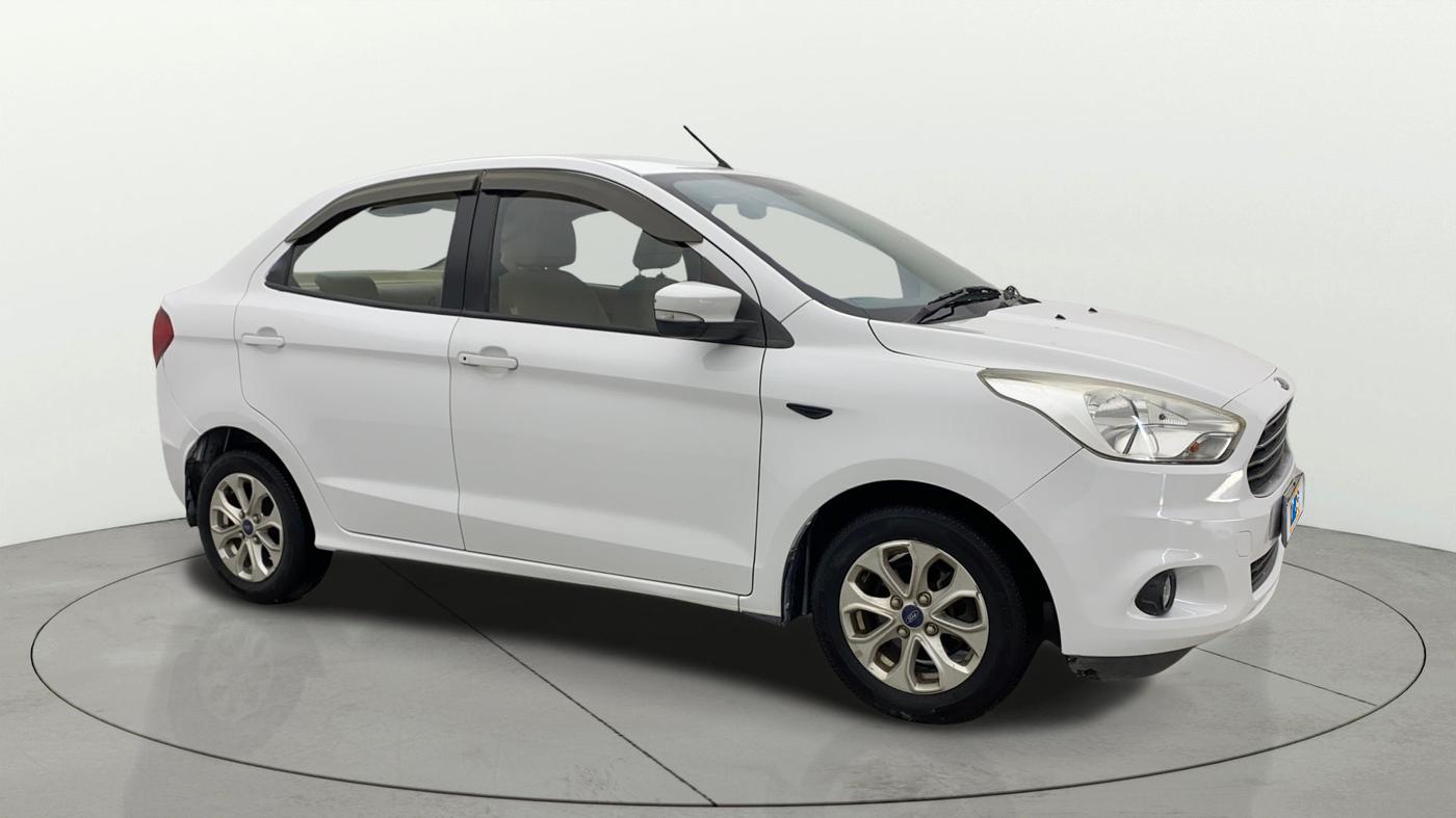 2017 Ford Figo Aspire TITANIUM 1.2 PETROL, Petrol, Manual, 37,988 km, Right Front Diagonal
