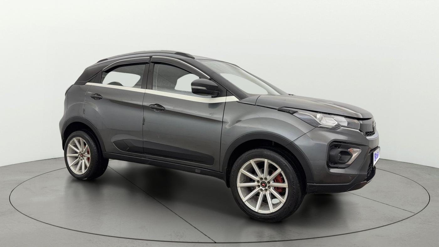 2023 Tata NEXON XM SUNROOF PETROL, Petrol, Manual, 20,885 km, Right Front Diagonal
