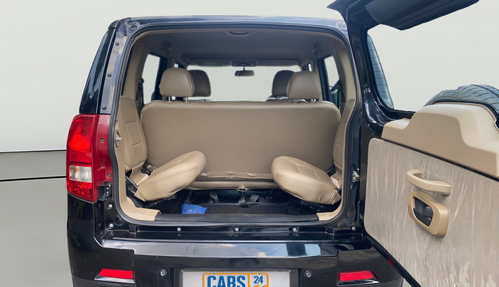 2023 Mahindra BOLERO NEO N 8, Diesel, Manual, 30,272 km, Boot Door Open