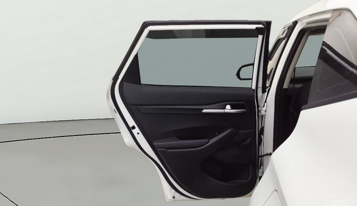 2022 KIA SELTOS HTE 1.5 PETROL, Petrol, Manual, 41,560 km, LHS Rear Door