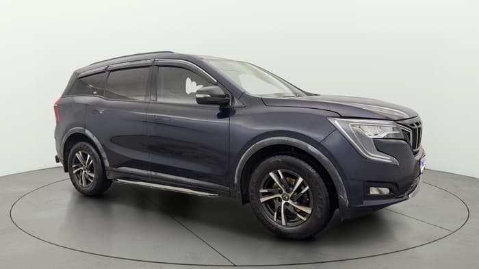 2022 Mahindra XUV700 AX 5 D AT 5 STR, Diesel, Automatic, 50,005 km, Right Front Diagonal