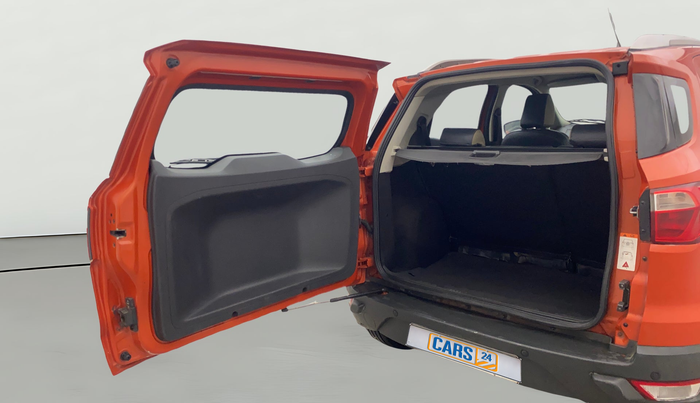 2014 Ford Ecosport TITANIUM 1.5L PETROL, Petrol, Manual, 1,18,961 km, Boot Door Open