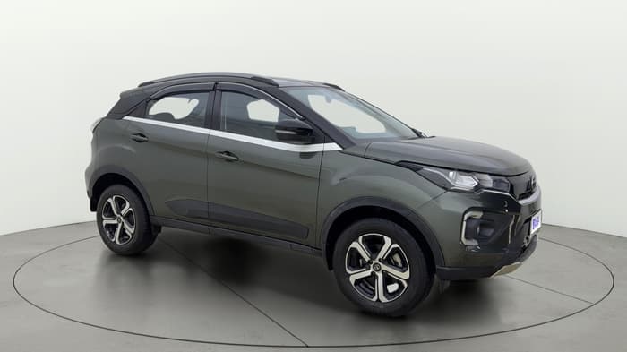 2022 Tata NEXON XZA PLUS PETROL, Petrol, Automatic, 18,696 km, Right Front Diagonal