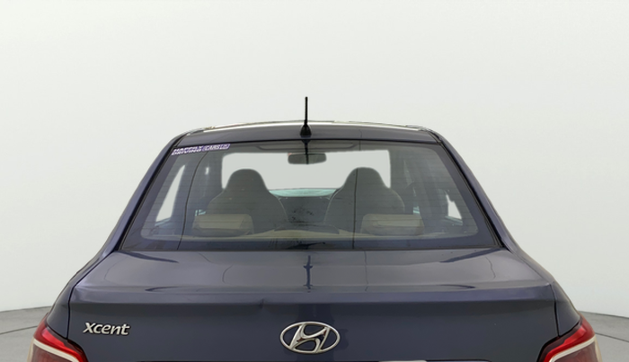 2015 Hyundai Xcent S (O) 1.2, Petrol, Manual, 83,593 km, Rear Windshield