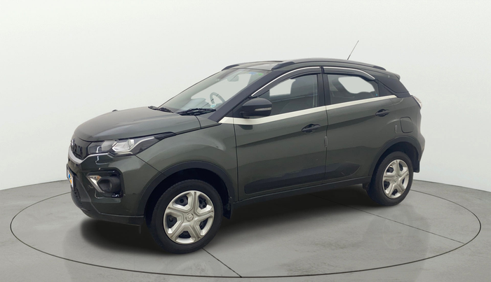 2023 Tata NEXON XMA SUNROOF PETROL, Petrol, Automatic, 40,612 km, Left Front Diagonal