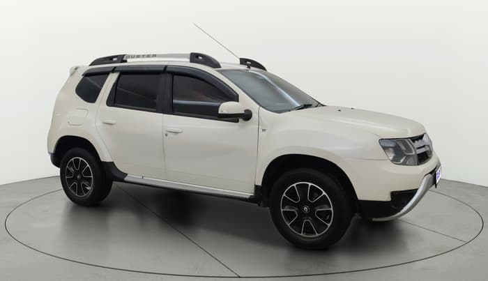2017 Renault Duster 85 PS RXZ DIESEL, Diesel, Manual, 1,38,402 km, Right Front Diagonal