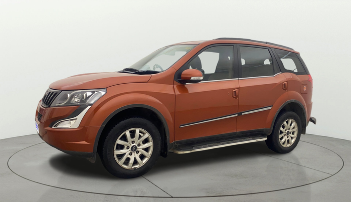 2016 Mahindra XUV500 W10 AT, Diesel, Automatic, 72,178 km, Left Front Diagonal