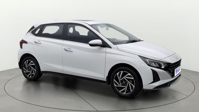 2025 Hyundai NEW I20 ASTA 1.2 MT, Petrol, Manual, 9,563 km, Right Front Diagonal