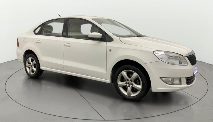 2014 Skoda Rapid AMBITION 1.6 MPI MT PLUS, Petrol, Manual, 1,04,953 km, Right Front Diagonal