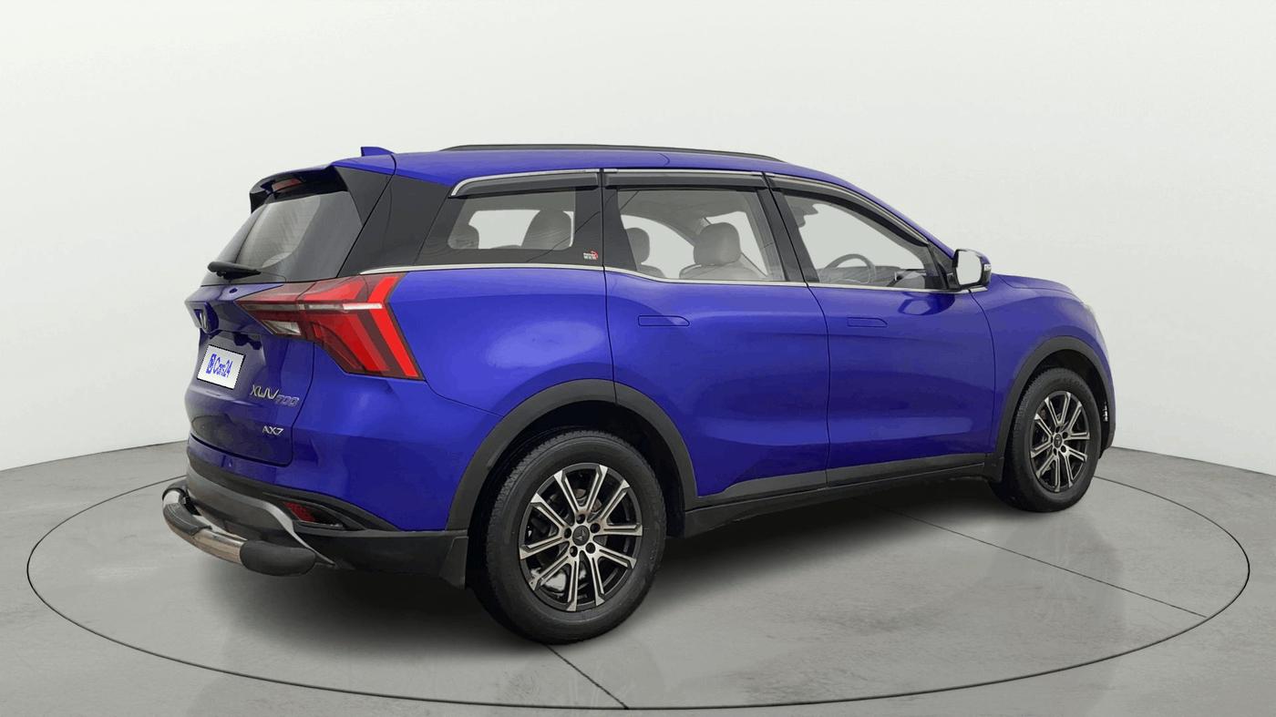 2021 Mahindra XUV700 AX 7 LUXURY P AT 7 STR, Petrol, Automatic, 1,21,757 km, Right Back Diagonal