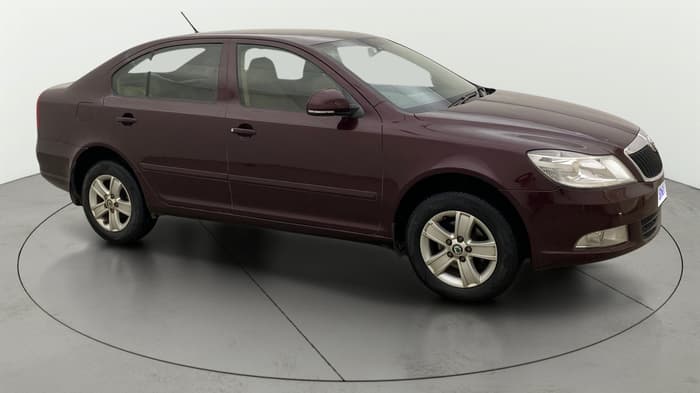 2013 Skoda Laura AMBIENTE 2.0 TDI CR MT, Diesel, Manual, 1,07,127 km, Right Front Diagonal