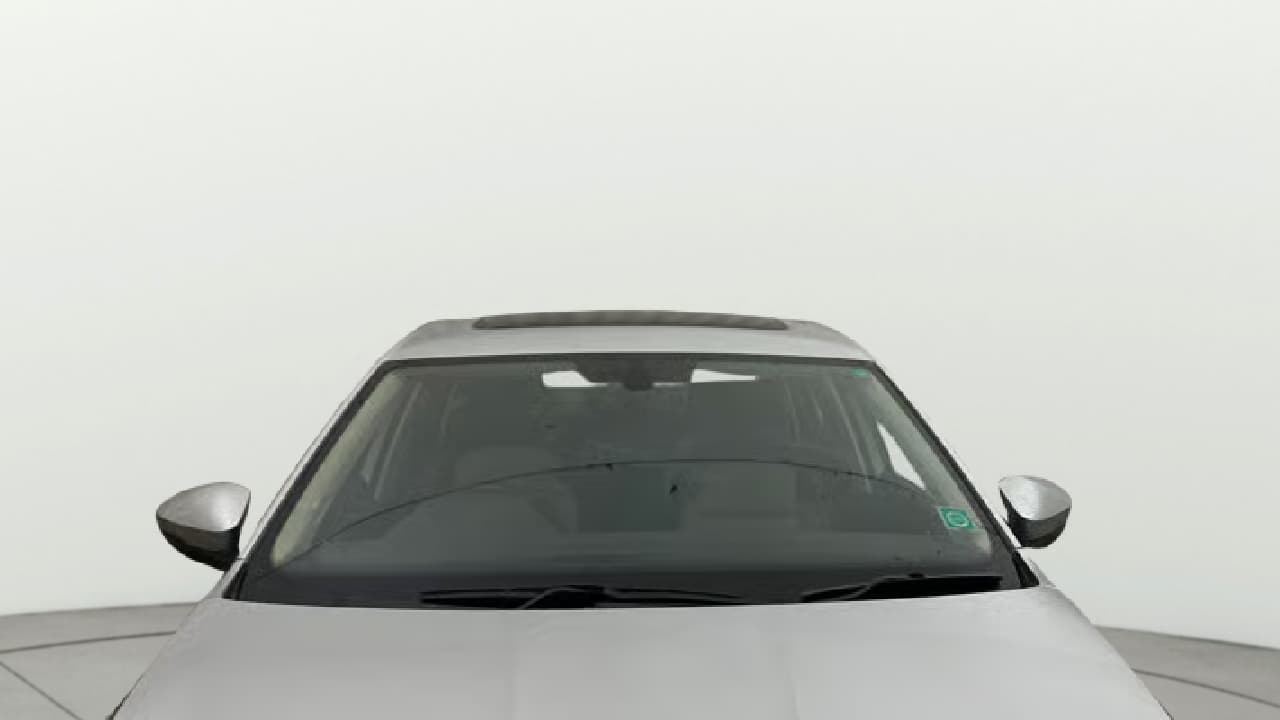 2022 Skoda SLAVIA STYLE 1.5L TSI DSG, Petrol, Automatic, 66,460 km, Front Windshield