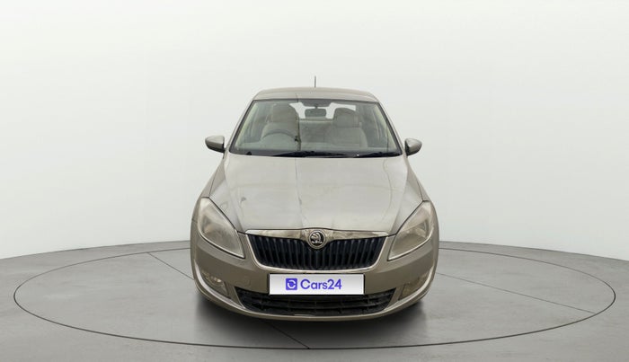 2016 Skoda Rapid AMBITION 1.6 MPI MT, Petrol, Manual, 82,089 km, Front