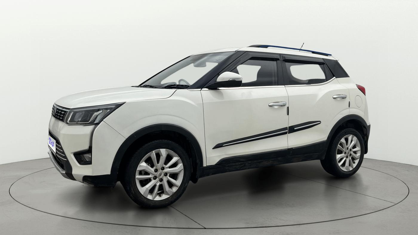 2022 Mahindra XUV300 W8 1.5 DIESEL, Diesel, Manual, 44,851 km, Left Front Diagonal