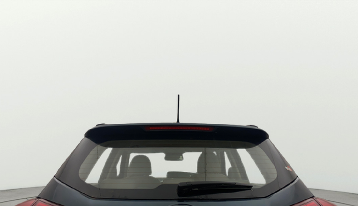 2021 Mahindra XUV300 W8 (O) 1.5 DIESEL, Diesel, Manual, 32,332 km, Rear Windshield