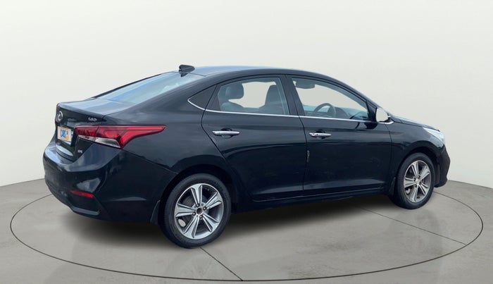 2020 Hyundai Verna 1.6 CRDI SX, Diesel, Manual, 93,192 km, Right Back Diagonal