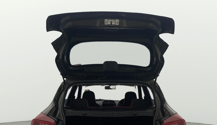 2022 Renault Kwid RXT 1.0 AMT, Petrol, Automatic, 15,747 km, Boot Door Open