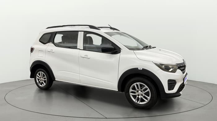 2019 Renault TRIBER RXT, Petrol, Manual, 1,18,502 km, Right Front Diagonal