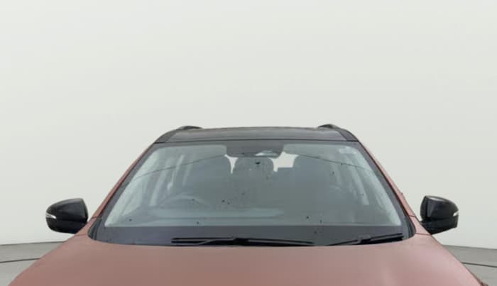 2024 Mahindra XUV700 AX 7 LUXURY P AT 7 STR, Petrol, Automatic, 28,763 km, Front Windshield