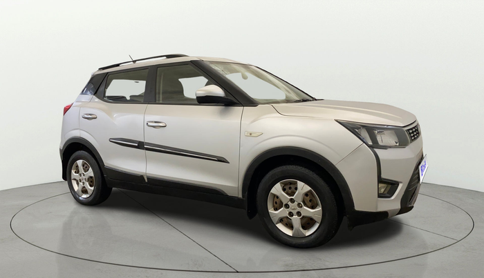 2020 Mahindra XUV300 W6 1.2 PETROL, Petrol, Manual, 1,16,899 km, SRP