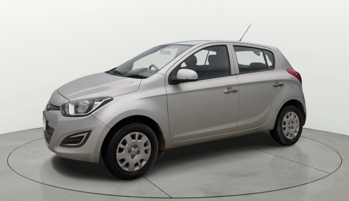 2012 Hyundai i20 MAGNA (O) 1.2, Petrol, Manual, 67,286 km, Left Front Diagonal