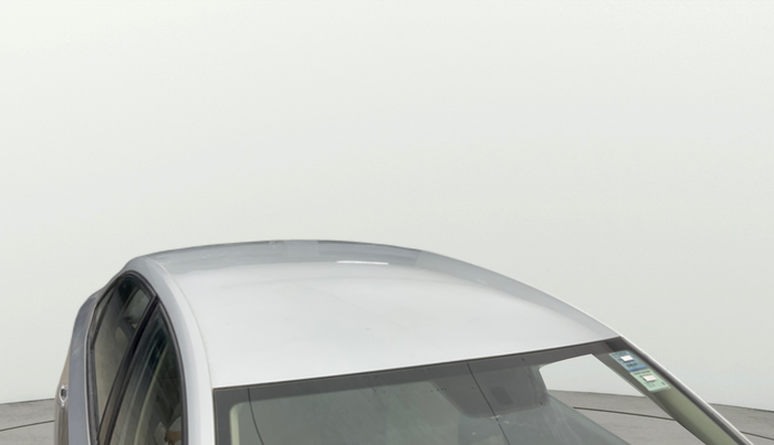 2015 Volkswagen Vento HIGHLINE 1.6 MPI, Petrol, Manual, 1,17,324 km, Roof