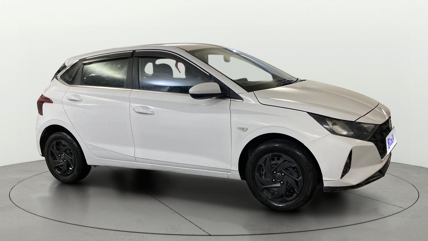 2023 Hyundai NEW I20 MAGNA 1.2 MT, Petrol, Manual, 53,819 km, Right Front Diagonal