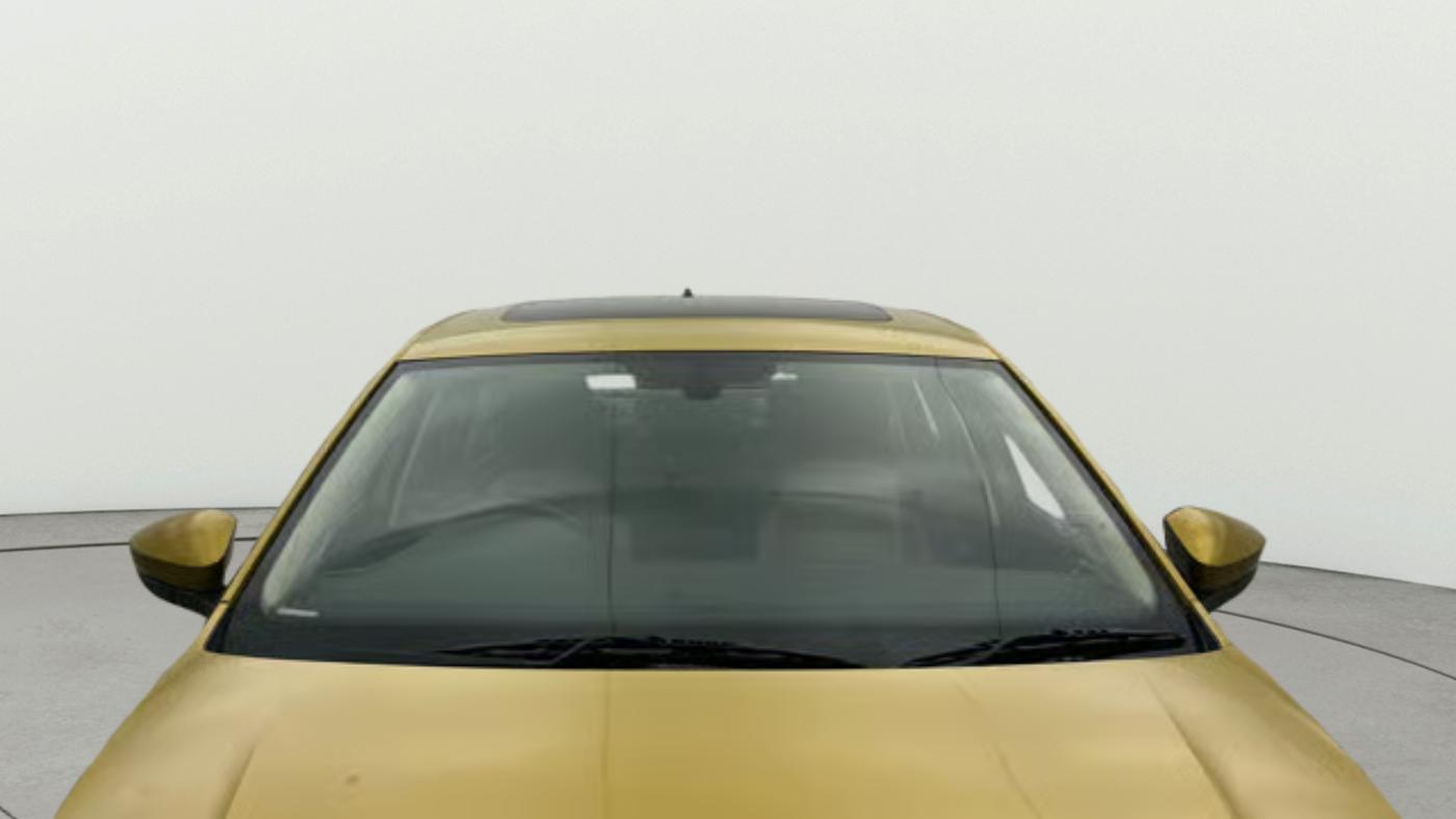 2022 Volkswagen VIRTUS TOPLINE TSI 1.0 MT, Petrol, Manual, 70,726 km, Front Windshield
