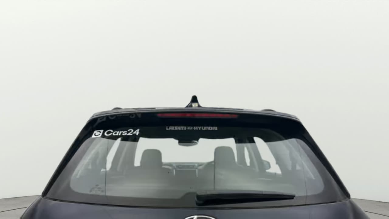 2022 Hyundai ALCAZAR PLATINUM 2.0 MT 7STR, Petrol, Manual, 15,300 km, Rear Windshield