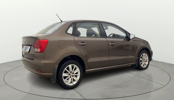 2016 Volkswagen Ameo HIGHLINE1.2L, Petrol, Manual, 66,761 km, Right Back Diagonal