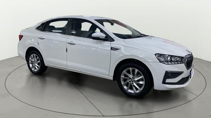 2024 Skoda SLAVIA AMBITION 1.0L TSI MT, Petrol, Manual, 8,675 km, Right Front Diagonal