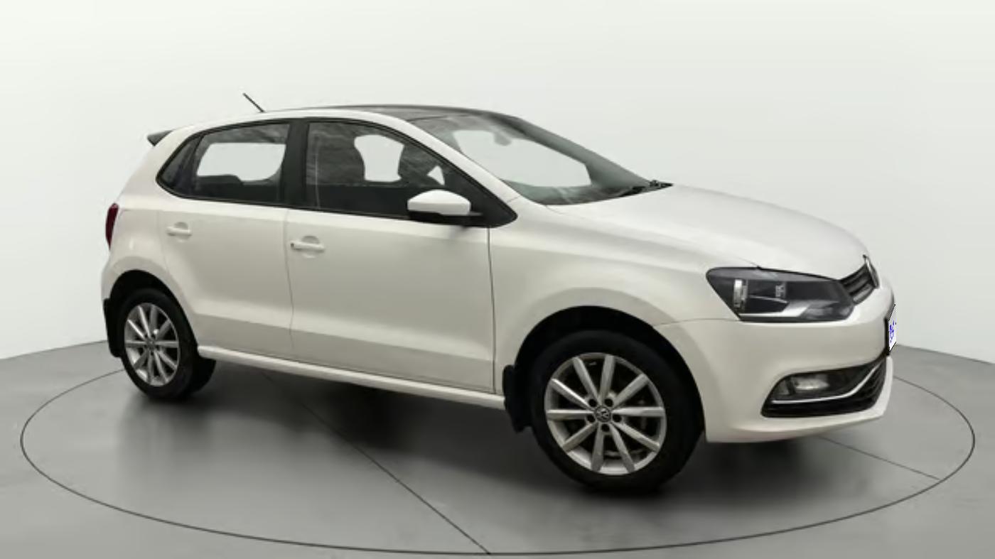 2017 Volkswagen Polo HIGHLINE PLUS 1.2(16 ALLOY, Petrol, Manual, 1,00,384 km, SRP