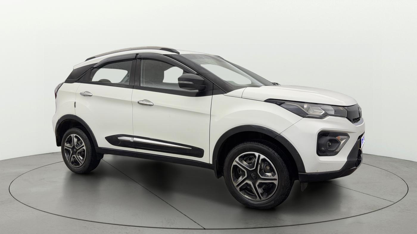 2022 Tata NEXON XMA SUNROOF PETROL, Petrol, Automatic, 66,132 km, SRP