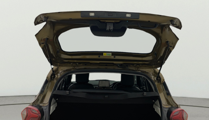 2024 Tata PUNCH ACCOMPLISHED DAZZLE SUNROOF CNG MT, CNG, Manual, 20,877 km, Boot Door Open