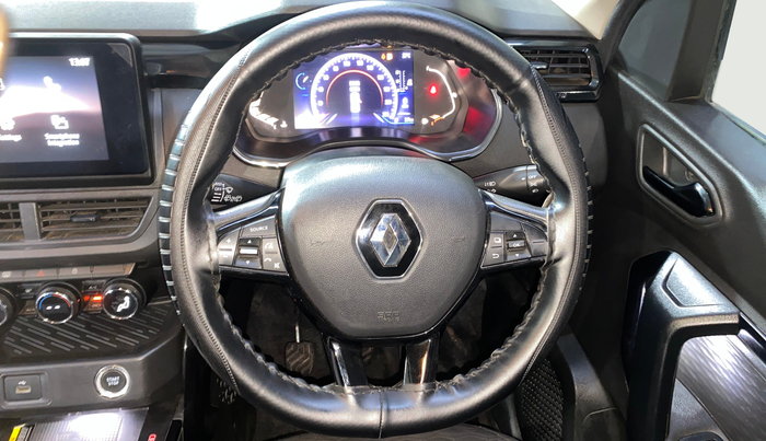 2022 Renault Kiger RXZ MT, Petrol, Manual, 10,893 km, Steering Wheel Close Up