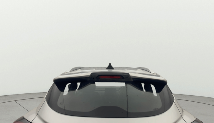 2021 Renault Kiger RXE MT, Petrol, Manual, 31,387 km, Rear Windshield