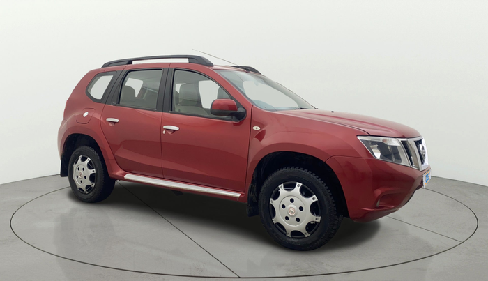 2014 Nissan Terrano XL (P), Petrol, Manual, 1,24,832 km, SRP