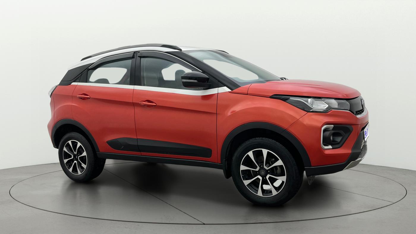 2020 Tata NEXON XZ PLUS (O) DIESEL DUAL TONE, Diesel, Manual, 36,933 km, Right Front Diagonal