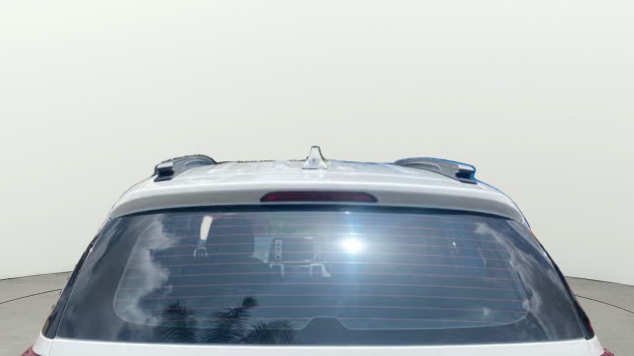 2022 KIA SONET HTX 1.5 AT, Diesel, Automatic, 27,255 km, Rear Windshield