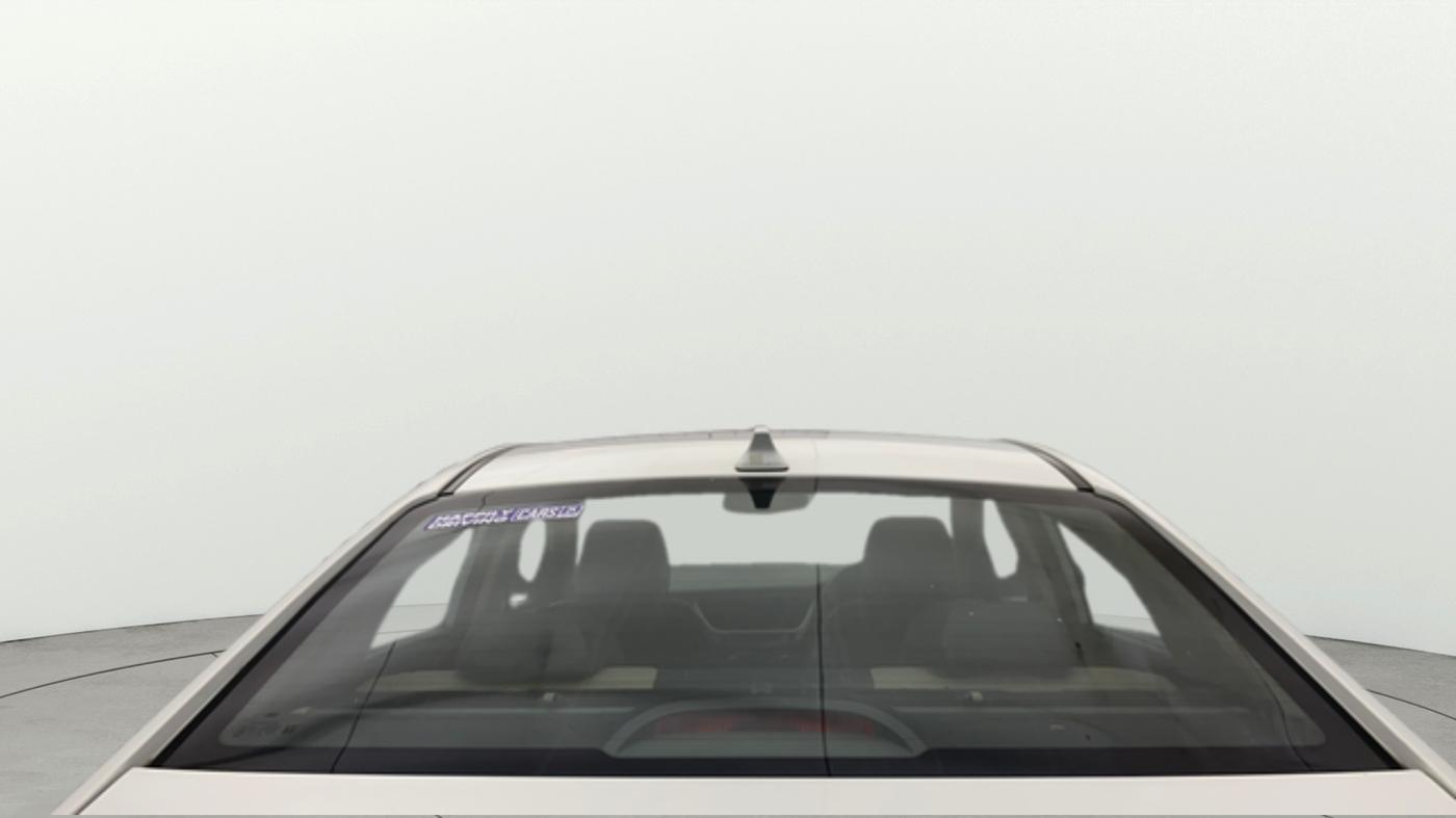2018 Hyundai Verna 1.6 VTVT SX O, Petrol, Manual, 30,060 km, Rear Windshield