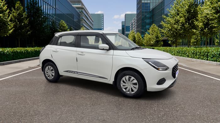 2024 Maruti Swift VXi AMT, Petrol, Automatic, 15,002 km, Right Front Diagonal
