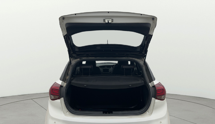 2019 Hyundai Elite i20 SPORTZ PLUS 1.2 DUAL TONE, Petrol, Manual, 24,581 km, Boot Door Open