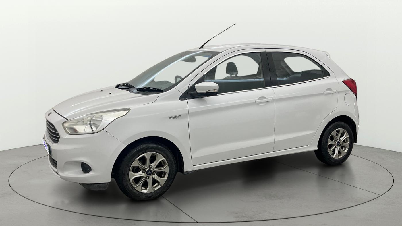 2016 Ford New Figo TITANIUM PLUS 1.2 PETROL, Petrol, Manual, 59,433 km, Left Front Diagonal