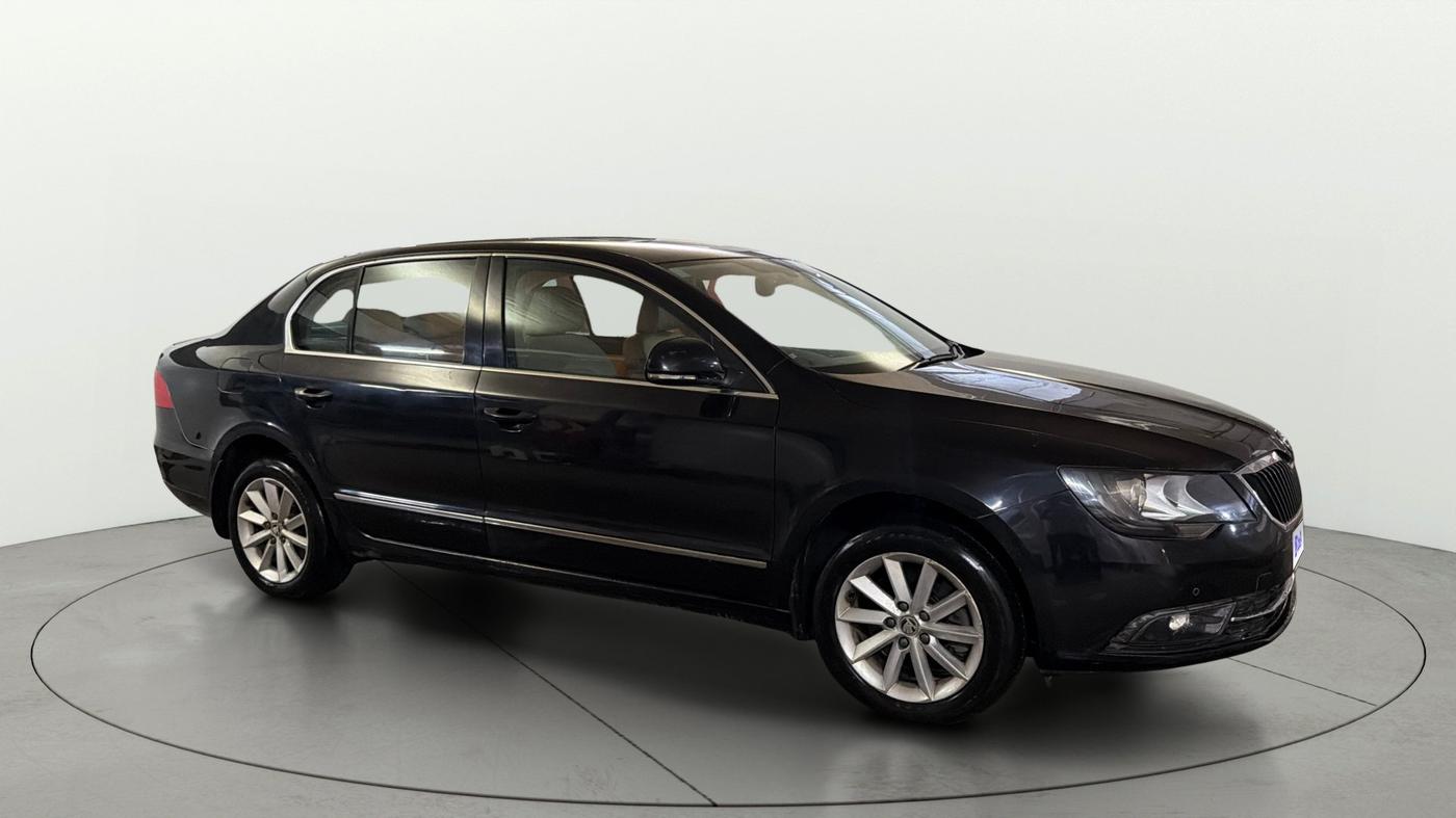 2014 Skoda Superb ELEGANCE 1.8 TSI AT, Petrol, Automatic, 62,629 km, Right Front Diagonal